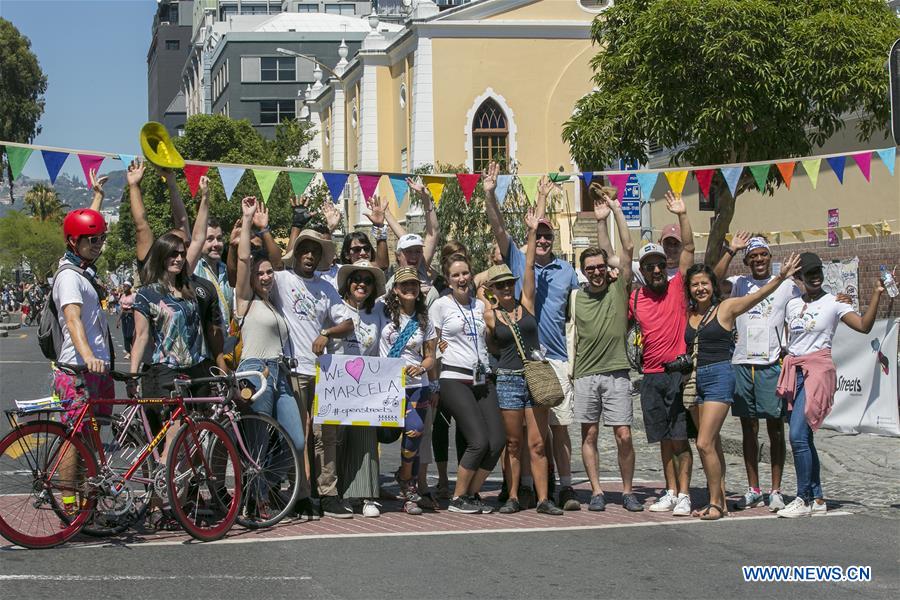 SOUTH AFRICA-CAPE TOWN-OPEN STREETS DAY