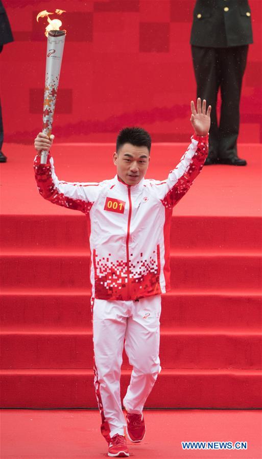 (SP)CHINA-WUHAN-7TH MILITARY WORLD GAMES-TORCH RELAY