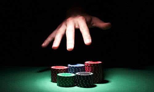 四大行&ldquo;中考&rdquo;亮出成績單 業績回暖態勢明朗