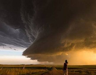 四年三次經歷監管風暴