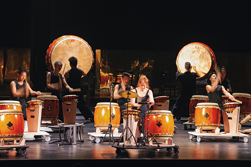 “我們都在忒拜城”——專訪《人類之城馬拉松劇》導演卡琳·拜爾——專訪《人類之城馬拉松劇》導演卡琳·拜爾