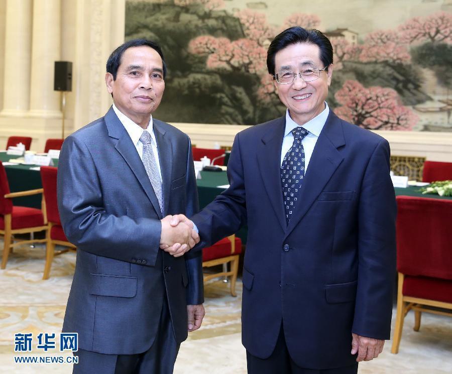 7月7日,中共中央書記處書記、中央紀委副書記趙洪祝在北京同老撾人民革命黨中央政治局委員、中央紀委書記、政府副總理本通率領的老撾人民革命黨代表團舉行工作會談。新華社記者 姚大偉 攝 7月7日,中共中央書記處書記、中央紀委副書記趙洪祝在北京同老撾人民革命黨中央政治局委員、中央紀委書記、政府副總理本通率領的老撾人民革命黨代表團舉行工作會談。新華社記者 姚大偉 攝