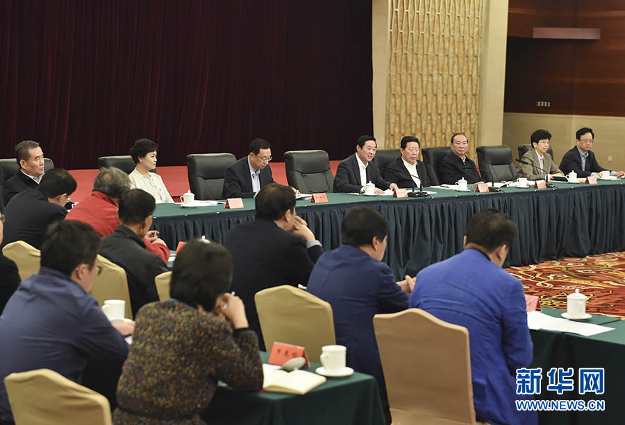 10月10日，在習近平總書記主持召開文藝工作座談會并發(fā)表重要講話兩周年之際，中宣部在北京召開繁榮文藝創(chuàng)作經(jīng)驗交流會。中共中央政治局委員、中央書記處書記、中宣部部長劉奇葆出席會議并講話。新華社記者高潔攝