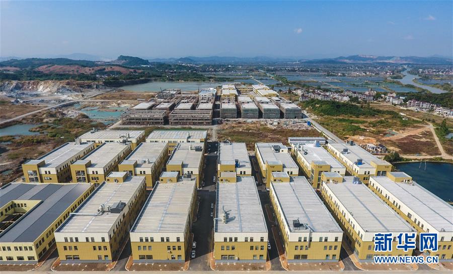 (在習(xí)近平新時(shí)代中國(guó)特色社會(huì)主義思想指引下·慶祝改革開(kāi)放40周年·協(xié)調(diào)發(fā)展)(新華全媒頭條·圖文互動(dòng))(5)協(xié)調(diào)發(fā)展:奏響全面建成小康社會(huì)交響曲