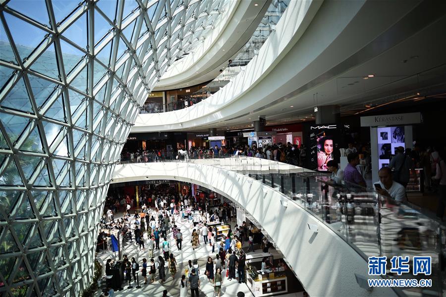 (新華全媒頭條·壯闊歷程40年系列述評(píng)·圖文互動(dòng))(6)以人為本 攜手筑夢(mèng)——從改革開(kāi)放40年看中國(guó)力量