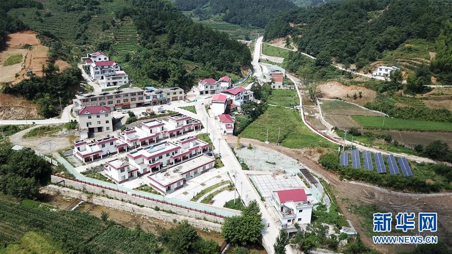 （兩會(huì)前夕看落實(shí)&middot;圖文互動(dòng)）（4）踐行&ldquo;三嚴(yán)三實(shí)&rdquo; 譜寫改革新篇&mdash;&mdash;安徽落實(shí)習(xí)近平總書記全國(guó)兩會(huì)重要講話精神紀(jì)實(shí)