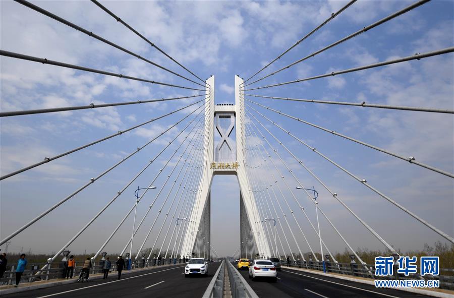 (在習近平新時代中國特色社會主義思想指引下——新時代新作為新篇章·圖文互動)(5)梗阻的“血脈”通了 彼此的心拉近了——京津冀“斷頭路”打通記