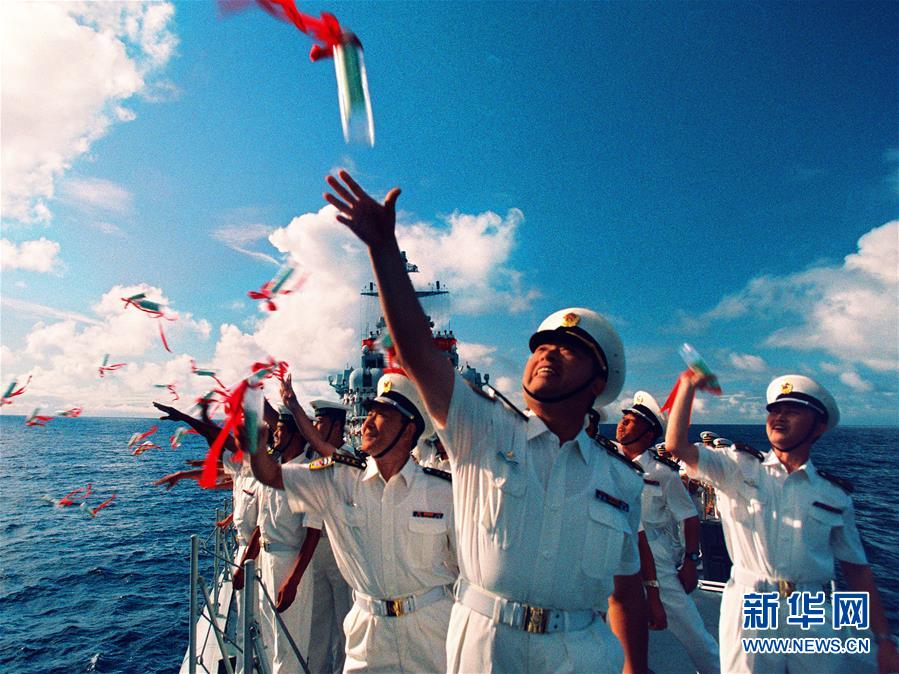 （新華全媒頭條&middot;人民海軍70年&middot;圖文互動）（1）向海圖強春潮涌&mdash;&mdash;黨中央、中央軍委和習主席關心人民海軍建設發展紀實