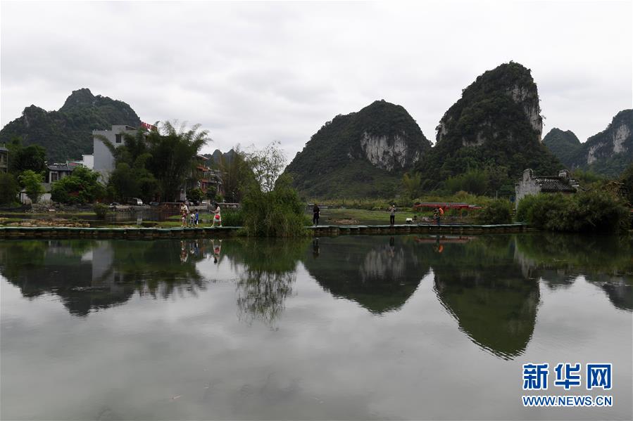 （壯麗70年 奮斗新時代&mdash;&mdash;推動高質(zhì)量發(fā)展調(diào)研行&middot;圖文互動）（5）生態(tài)旅游&ldquo;大文章&rdquo; 文旅融合綻光彩&mdash;&mdash;廣西邊關(guān)風(fēng)情旅游帶建設(shè)縱覽