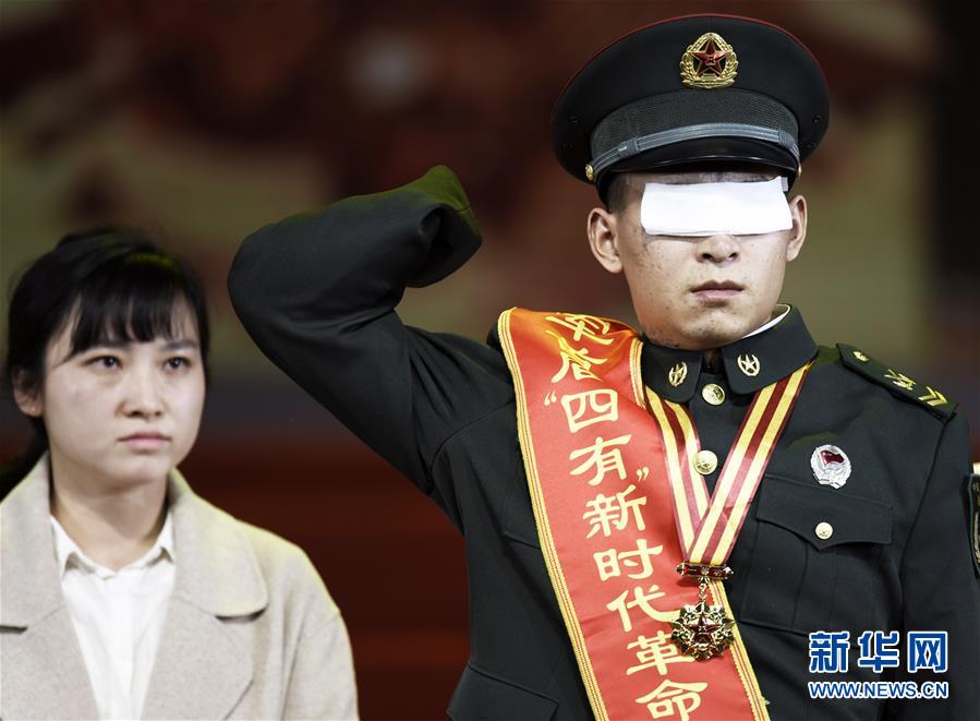 (時代先鋒·圖文互動)(3)新時代最可愛的人——記陸軍某掃雷排爆大隊英雄戰士杜富國