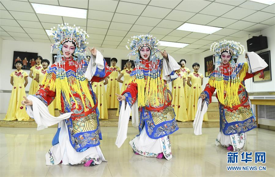 (新華全媒頭條·圖文互動)(18)文明之光照亮復興之路——以習近平同志為核心的黨中央關心文化和自然遺產保護工作紀實