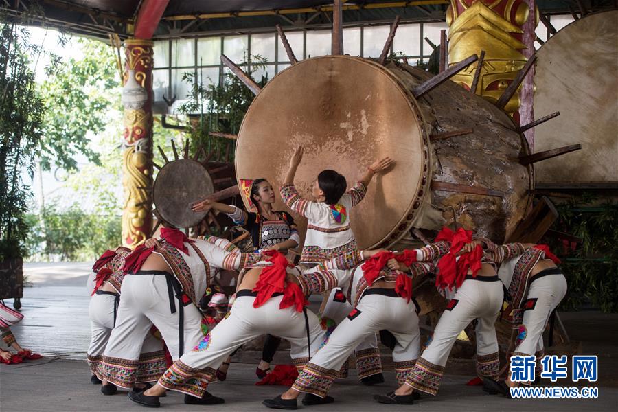 （圖文互動）（4）從&ldquo;最后定族&rdquo;到&ldquo;率先脫貧&rdquo;&mdash;&mdash;我國第56個民族基諾族脫貧記事