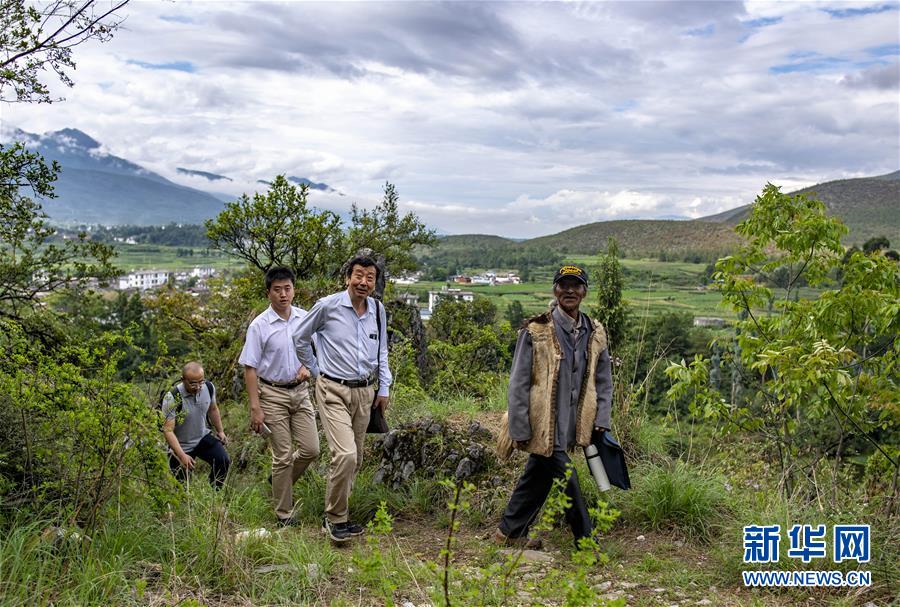 (壯麗70年·奮斗新時(shí)代——記者再走長(zhǎng)征路·圖文互動(dòng))(3)麗江古城的紅色記憶