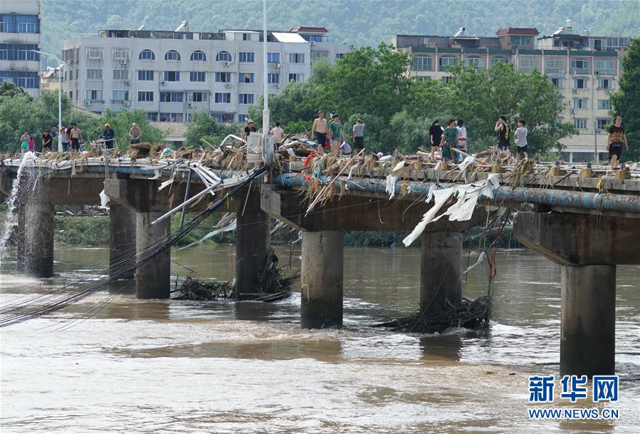 （關注&ldquo;利奇馬&rdquo;&middot;圖文互動）（5）古城洪災 八方馳援&mdash;&mdash;洪水災害下的浙江臨?，F場目擊