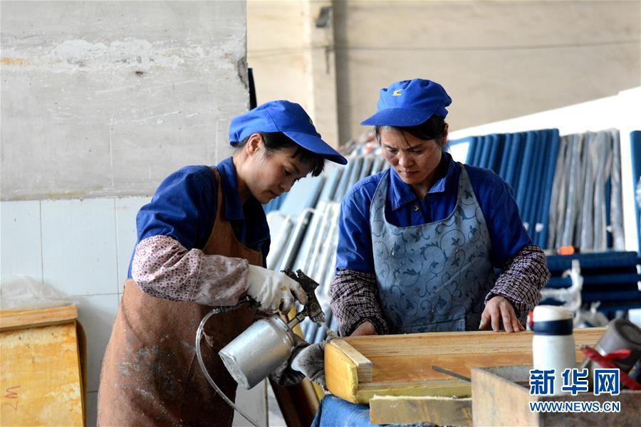 （新春走基層&middot;圖文互動）（1）聾啞姐妹的無聲春運