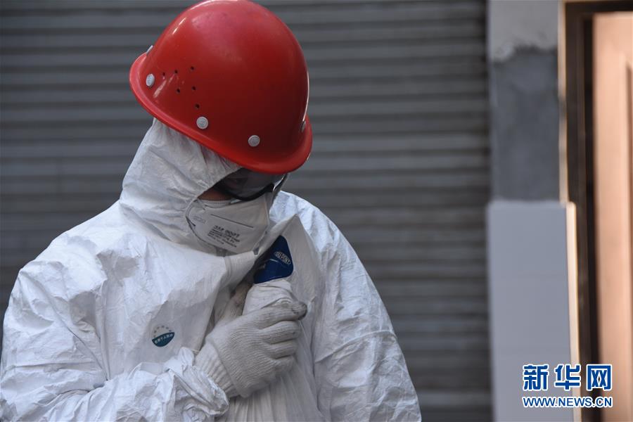 （聚焦疫情防控&middot;圖文互動）（7）另類&ldquo;白衣戰士&rdquo;：堅守醫療廢物處置第一線