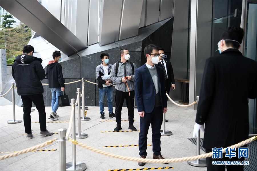 （聚焦疫情防控&middot;圖文互動）（7）嚴(yán)守三大關(guān)口 蓄力復(fù)工復(fù)產(chǎn)&mdash;&mdash;最大移民城市深圳的抗&ldquo;疫&rdquo;突圍戰(zhàn)