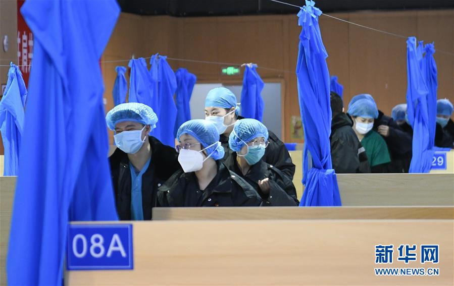 （新華全媒頭條&middot;圖文互動）（16）托舉生命的方舟&mdash;&mdash;方艙醫院建設記