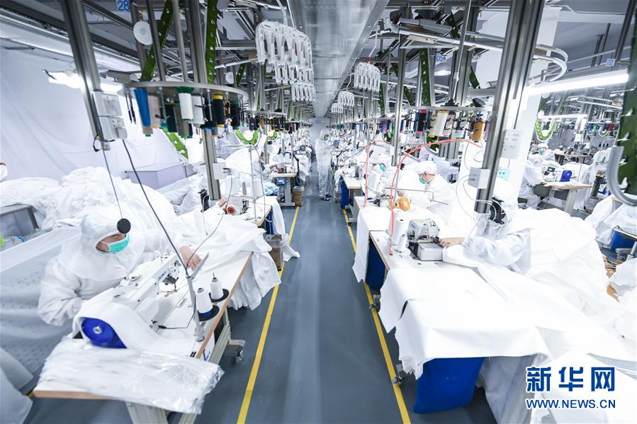 (新華全媒頭條·圖文互動)(3)磨難壓不垮 奮起正當時——習近平總書記在統籌推進新冠肺炎疫情防控和經濟社會發展工作部署會議上的重要講話振奮人心凝聚力量