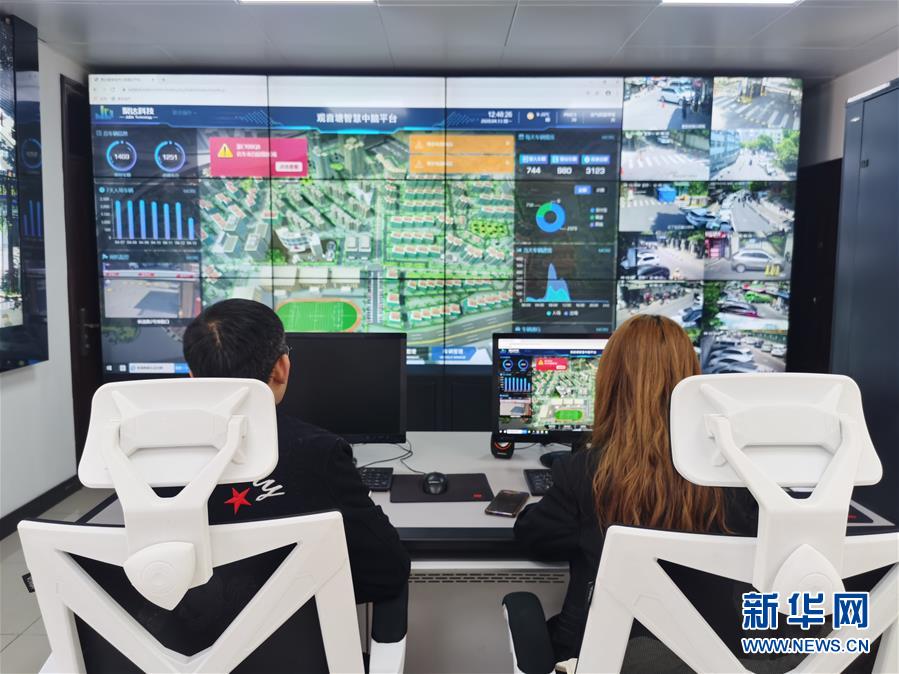 (在習近平新時代中國特色社會主義思想指引下——新時代新作為新篇章·習近平總書記關切事·圖文互動)(1)扎緊籬笆打好樁——各地筑牢社區防控安全屏障