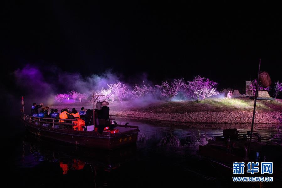 （圖文互動）（4）美了鄉村 富了山民&mdash;&mdash;湖南崛起一批文旅特色小鎮