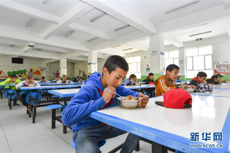 （新華全媒頭條&middot;圖文互動(dòng)）（3）飛吧，&ldquo;帕米爾雄鷹&rdquo;！