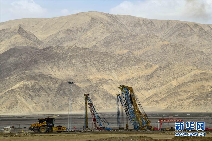 （新華全媒頭條&middot;圖文互動(dòng)）（4）飛吧，&ldquo;帕米爾雄鷹&rdquo;！