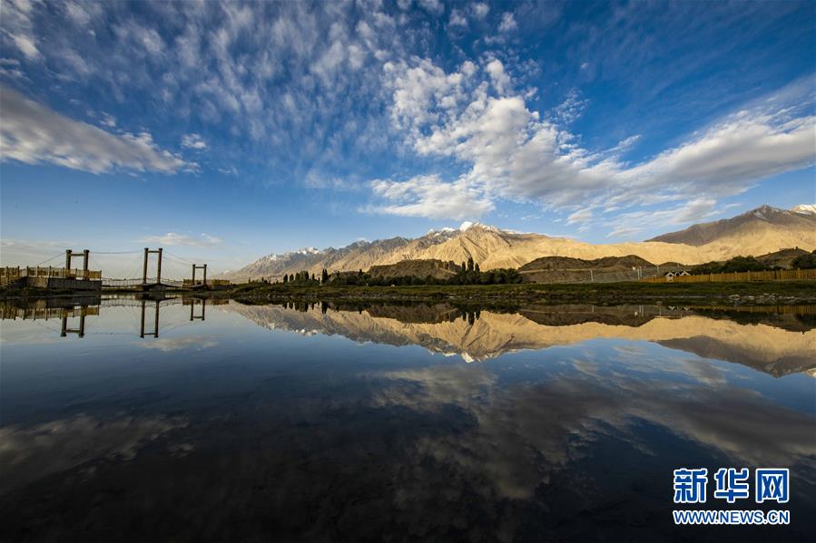 （新華全媒頭條&middot;圖文互動(dòng)）（10）飛吧，&ldquo;帕米爾雄鷹&rdquo;！