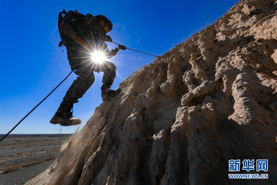 （圖文互動）（5）武警部隊(duì)抓好常態(tài)化疫情防控條件下&ldquo;魔鬼周&rdquo;極限訓(xùn)練