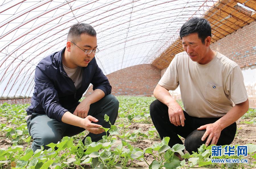 （決戰決勝脫貧攻堅&middot;圖文互動）（1）跨越800公里去駐村的&ldquo;小林書記&rdquo;