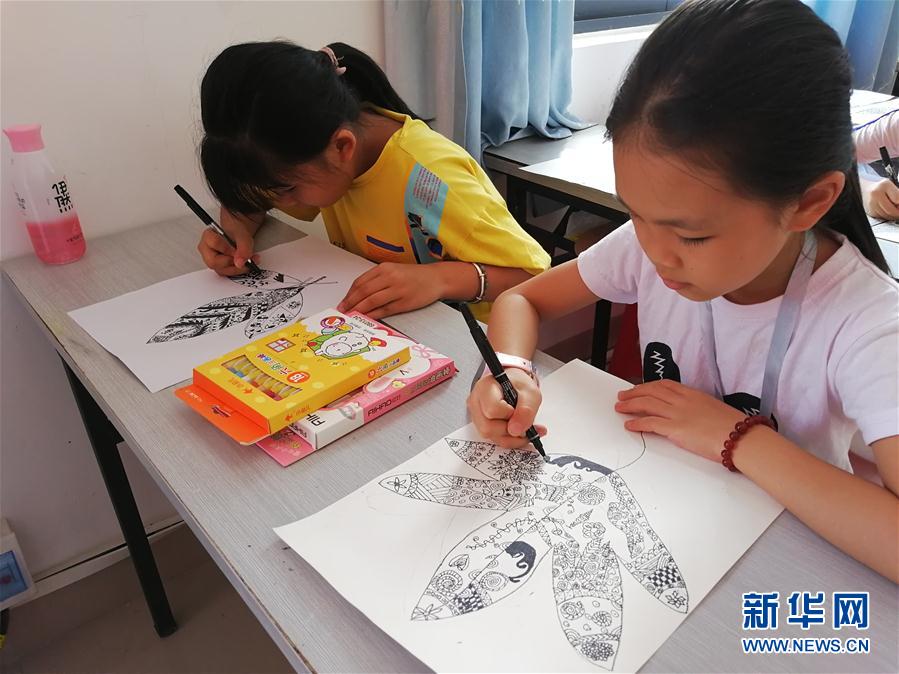 （特別的暑期生活&middot;圖文互動）（1）她們的愿望，在這個(gè)假期實(shí)現(xiàn)&mdash;&mdash;廣西隆安易地扶貧搬遷安置區(qū)暑期見聞