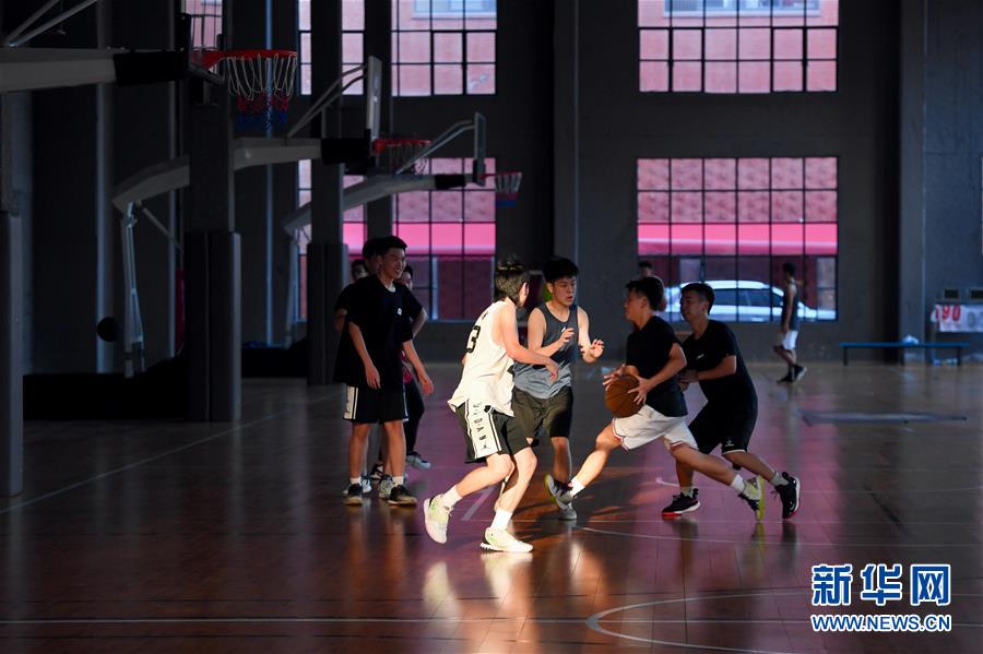 （特區40年&middot;圖文互動）（6）老廠房變身&ldquo;夢工廠&rdquo;折射廈門經濟特區40年變遷