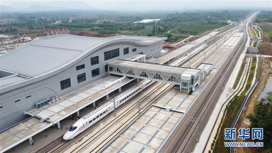 （在習近平新時代中國特色社會主義思想指引下&mdash;&mdash;新時代新作為新篇章&middot;習近平總書記關切事&middot;圖文互動）（3）長三角的新答卷&mdash;&mdash;&ldquo;十三五&rdquo;收官之年的長三角一體化新故事