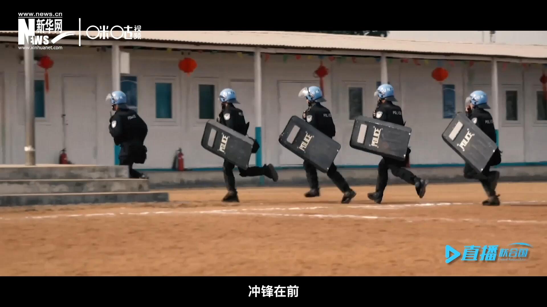 有這樣一支隊伍，他們不畏艱險，沖鋒在前，頭戴藍盔，為和平而戰，他們的名字叫做聯合國維和部隊。