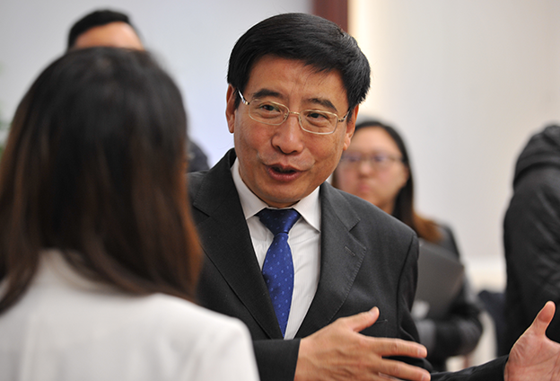 進一步打破電信、軍工領域民營企業準入障礙