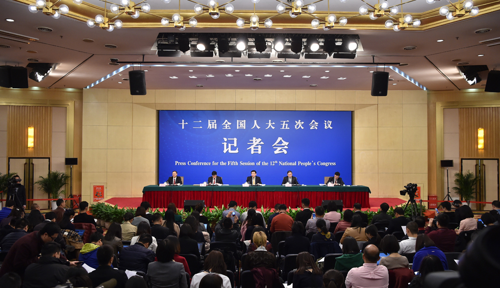 回放：工信部就&ldquo;推進(jìn)實(shí)施&lsquo;中國(guó)制造2025&rsquo;&rdquo;答記者問