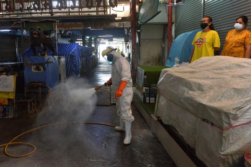 泰國:生鮮市場消毒