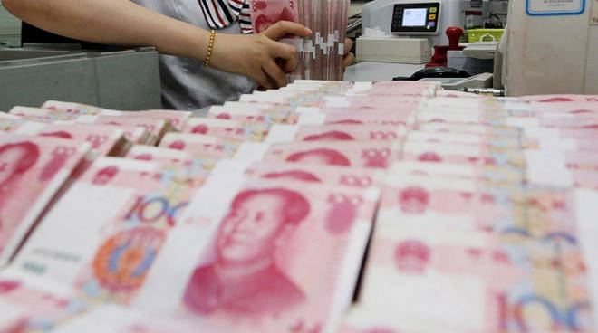 人民幣為何暴跌？對老百姓生活到底有何影響？