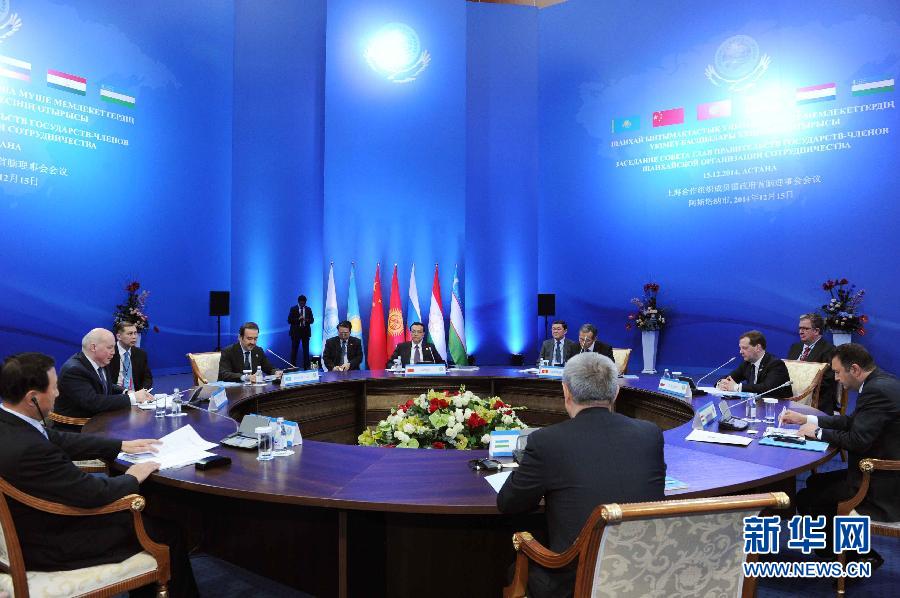 12月15日,中國國務院總理李克強在阿斯塔納出席上海合作組織成員國政府首腦理事會第十三次會議。 新華社記者 饒愛民 攝 12月15日,中國國務院總理李克強在阿斯塔納出席上海合作組織成員國政府首腦理事會第十三次會議。 新華社記者 饒愛民 攝
