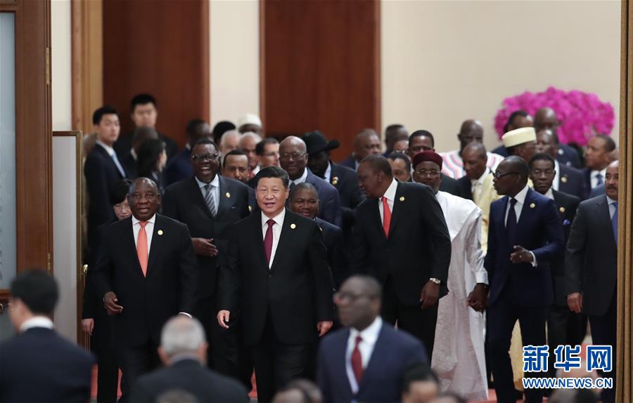 （中非合作論壇&middot;XHDW）（1）中非合作論壇北京峰會舉行圓桌會議