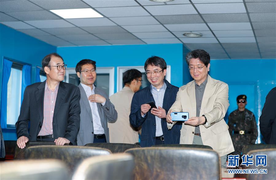 (國(guó)際·圖文互動(dòng))(3)通訊:“我們會(huì)與朝方士兵互道早安”——板門店會(huì)晤一周年再訪“半島和平新起點(diǎn)”