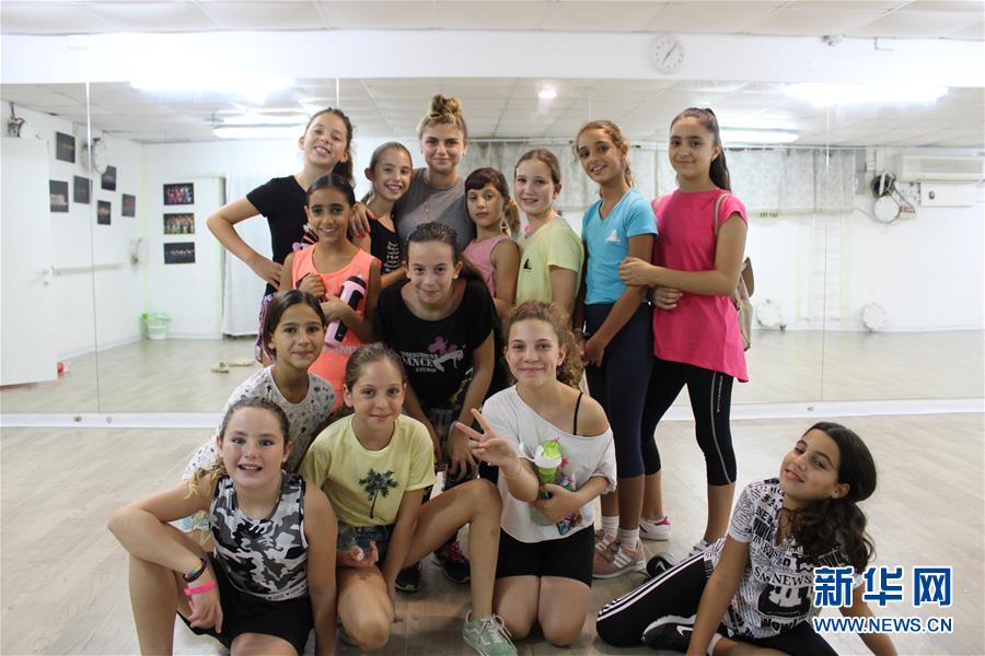 （國(guó)際&middot;圖文互動(dòng)）（4）通訊：以黎邊境防空洞里的舞蹈課