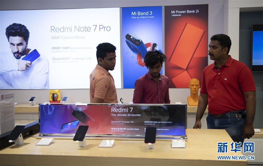 （習(xí)近平出訪配合稿&middot;圖文互動(dòng)）（5）特稿：電影、瑜伽、智能手機(jī)&mdash;&mdash;中印兩個(gè)文明古國(guó)交往&ldquo;新故事&rdquo;