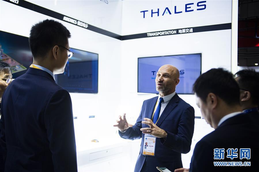 （新華全媒頭條&middot;圖文互動）（6）共襄盛舉 共享未來&mdash;&mdash;與會人士熱議習近平主席在第二屆中國國際進口博覽會上的主旨演講