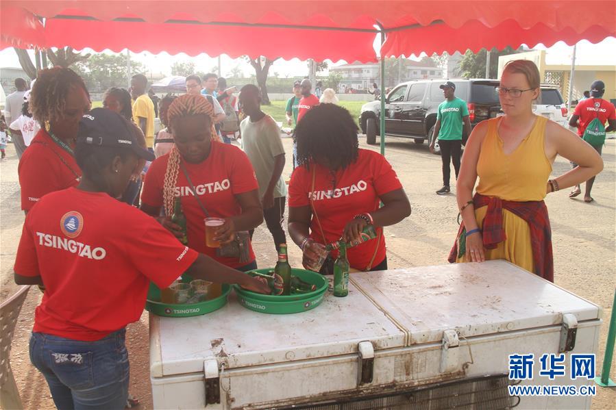 (國際·圖文互動)(2)通訊:中國啤酒節走進非洲海濱城市