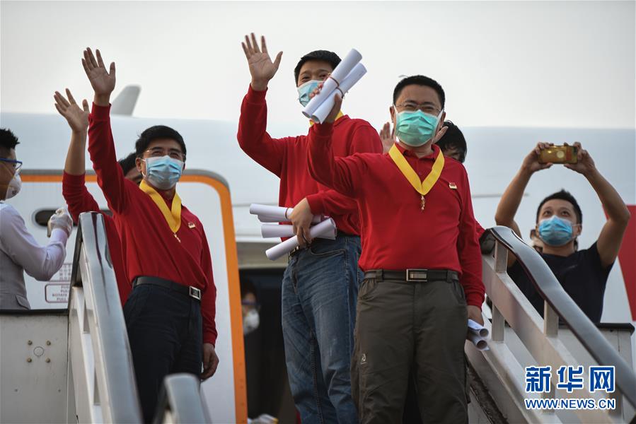 （國際疫情&middot;圖文互動）（4）委內瑞拉政府為中國醫(yī)療專家組全體成員授勛