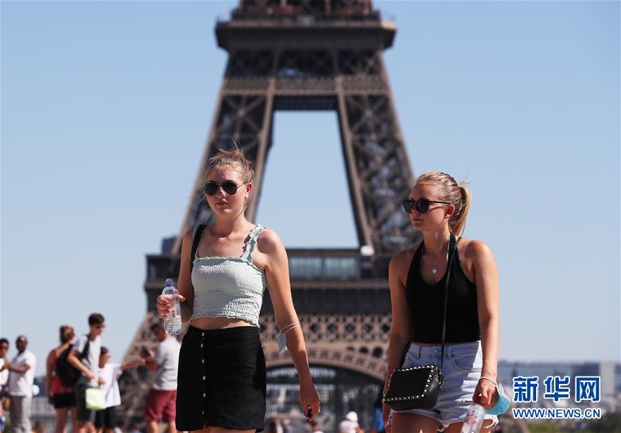 （國際）（1）法國迎來高溫&ldquo;烤&rdquo;驗(yàn) 多地拉響&ldquo;紅色警報(bào)&rdquo;