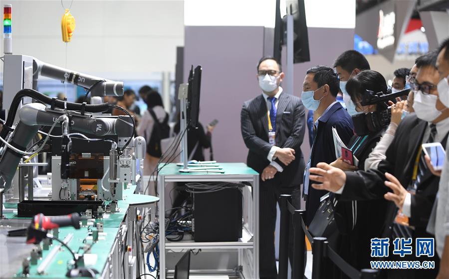 （新華全媒頭條&middot;圖文互動）（3）萬里寫入胸懷間&mdash;&mdash;記習(xí)近平主席三屆進(jìn)博會主旨演講