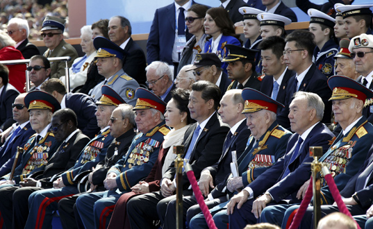 習近平出席俄羅斯紀念衛國戰爭勝利70周年慶典