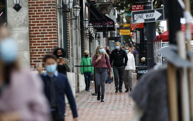 【微視頻】科學(xué)被“捂上嘴”?美國(guó)疫情應(yīng)對(duì)持續(xù)遭批!